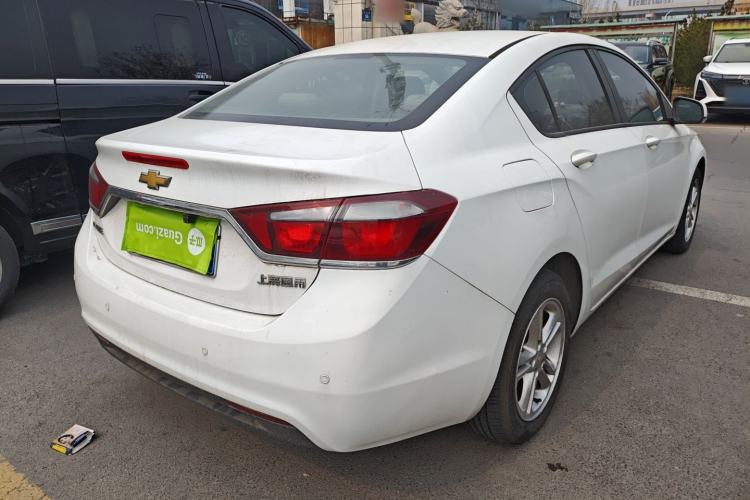 Used Chevrolet Cruze 2015 1.5L Manual Fashion Edition
