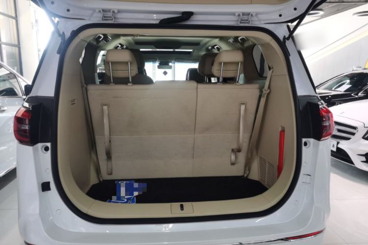 Used Buick GL8 2023 ES Lu Zun Deluxe Model
