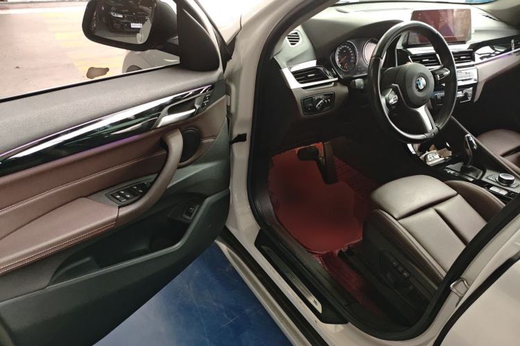 Used BMW X1 2020 sDrive20Li Premium Edition Driver Seat