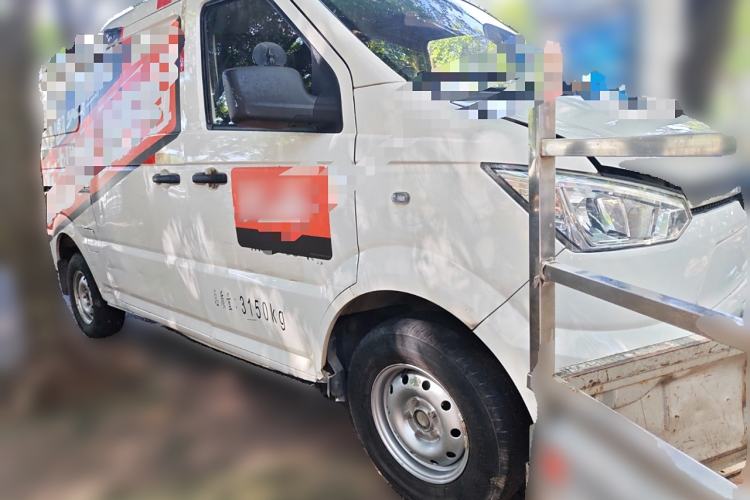 Used New Gonow Shuailing 2022 Standard Range with 41.64 kWh Lishen Power
