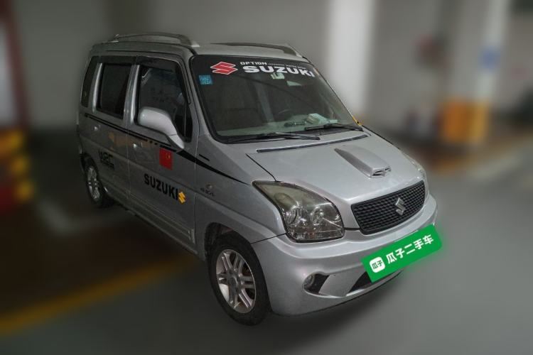 Used Suzuki Wagon R 2010 e 1.4L Manual ES Economy Model Front Right 45 Deg