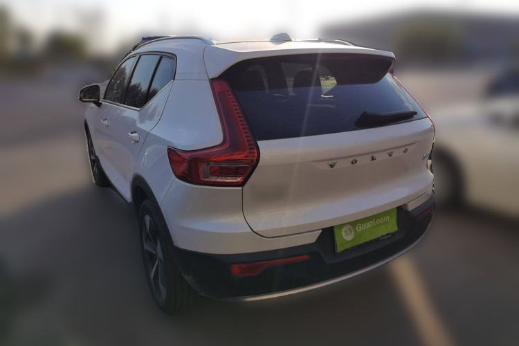 Used Volvo XC40 2023 B4 4x4 Smart Luxury Edition
