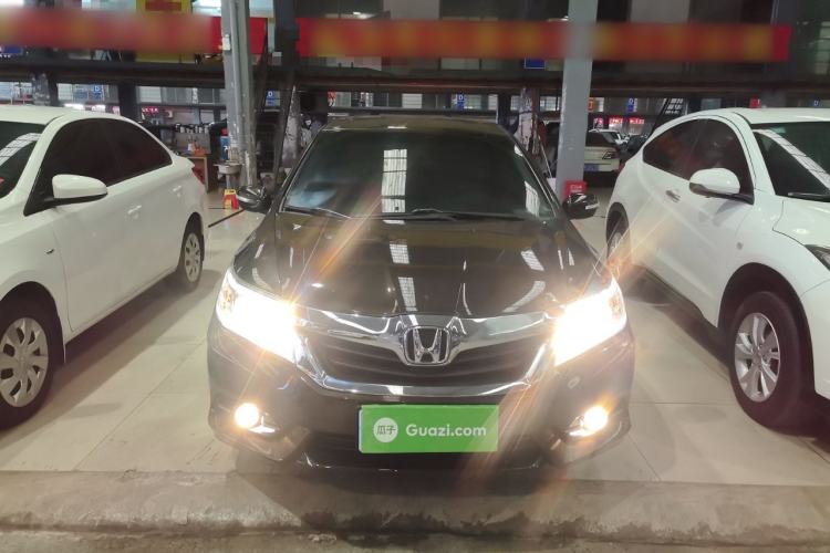 Used Honda Crider 2015 1.8L automatic luxury edition
