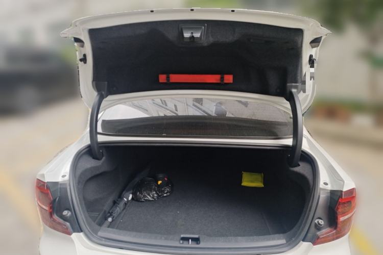 Used Volvo S60 New Energy 2021 T8 E-Drive Hybrid Four-Wheel Drive Smart Luxury Edition Trunk