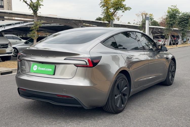 Used Tesla Model 3 2023 Rear-Wheel-Drive Version
