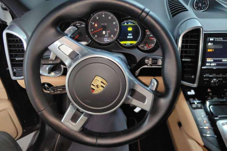 Used Porsche Cayenne 2014 Cayenne Platinum Edition 3.0T