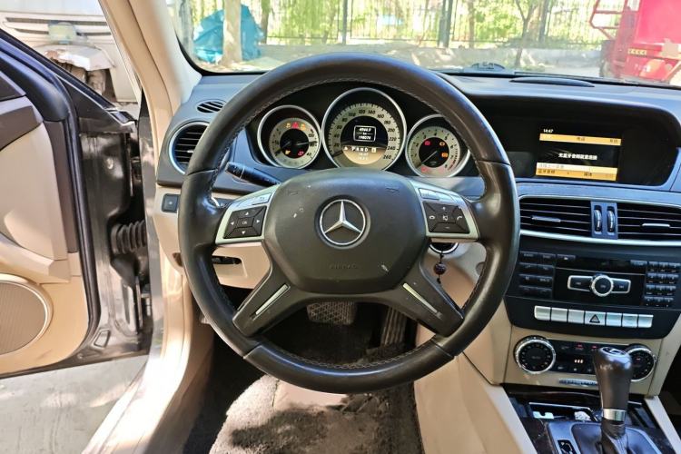 Used Mercedes-Benz C-Class 2011 C 200 CGI Elegant Model
