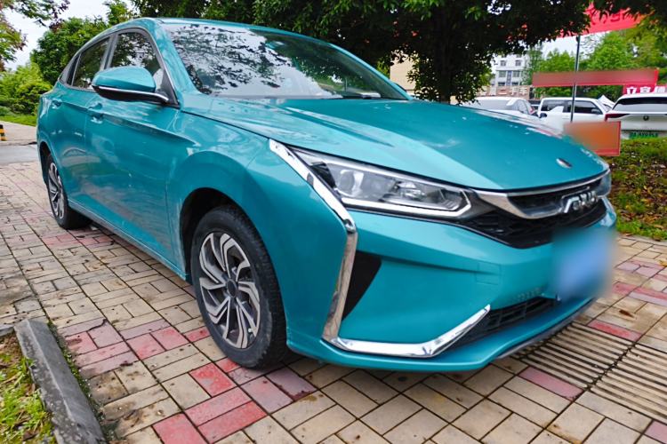 Used Dongfeng Aeolus Yixuan 2020 230T Automatic Xuan Yue Track Edition Front Right 45 Deg