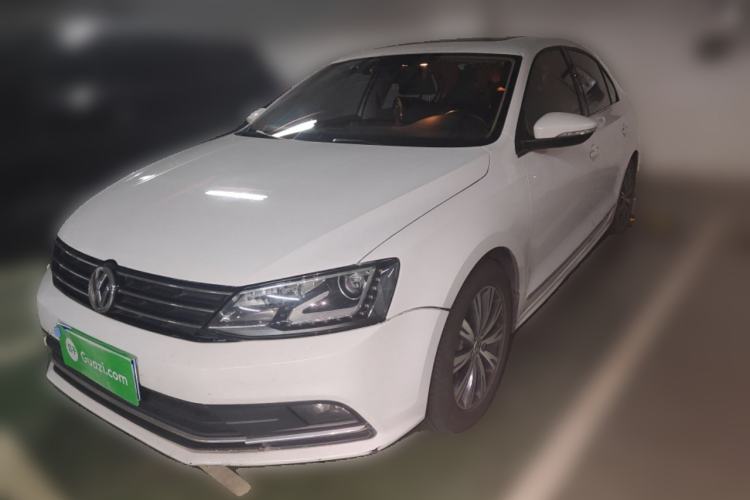 Used Volkswagen Sagitar 2015 230TSI Automatic Comfort Version