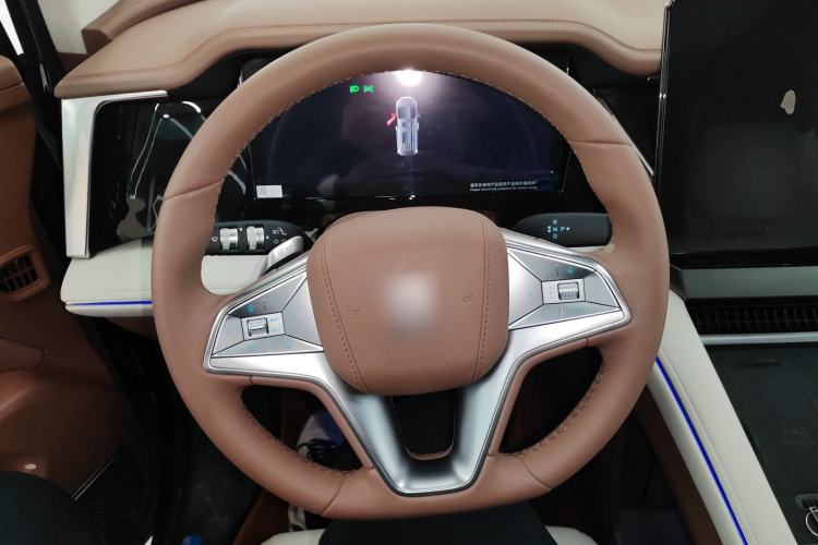 Used BYD Xia 2025 DM-i 1.5T 180km Excellence Model Steering Wheel