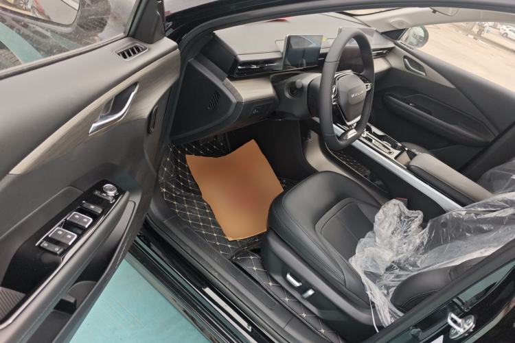 Used Wuling Xingguang 2024 Co-Creation Edition 510 Advanced Model