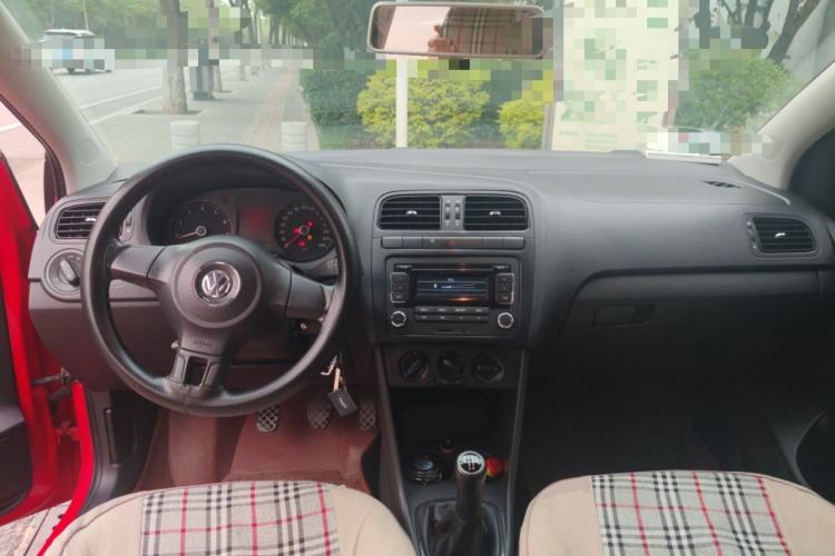 Used Volkswagen Polo 2011 1.4L Manual ZhiLe Edition