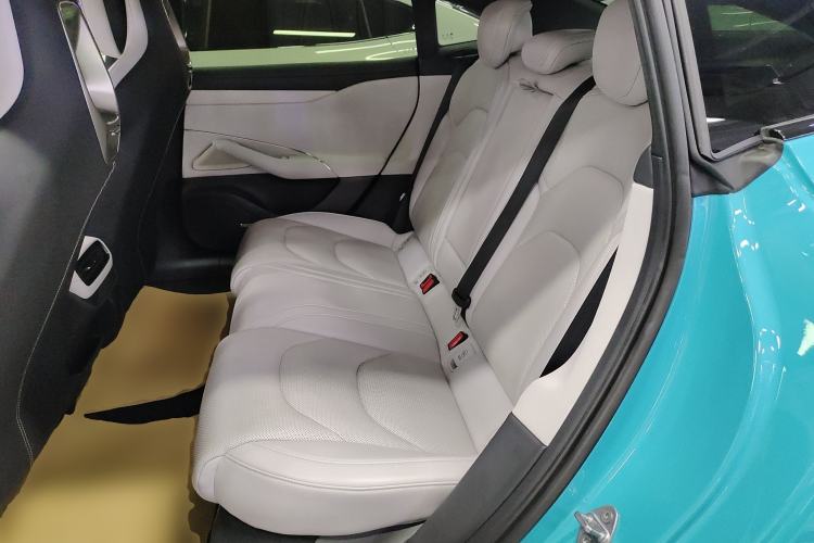 Used Xiaomi Auto SU7 2024 Four-Wheel Drive Ultra-Long Range Advanced Intelligent Driving Max Edition Left Rear Seat