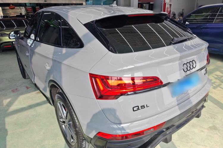 Used Audi Q5L Sportback 2022 Updated 40 TFSI Fashion Version
