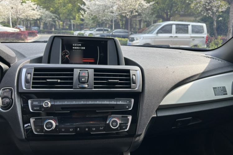 Used BMW 2 Series 2015 218i Convertible Coupe Audio And AC Panel