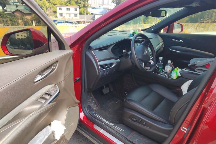 Used Cadillac XT4 2021 28T Two-Wheel Drive Leading Version
