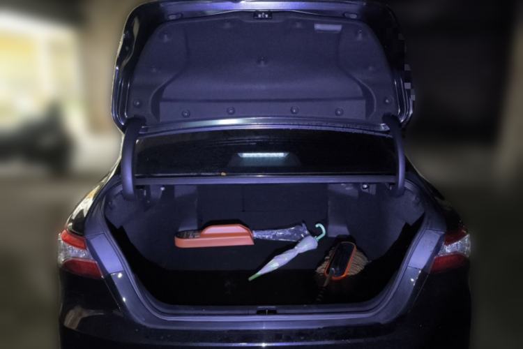 Used Toyota Camry 2023 2.0G Luxury Edition