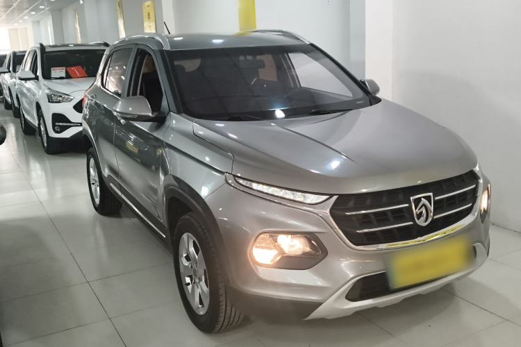 Used Baojun 510 2017 1.5L Manual Fashion Model
