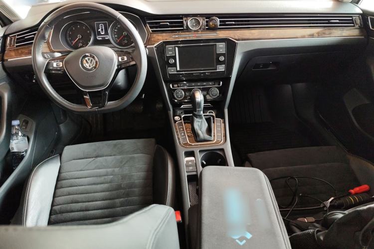 Used Volkswagen Magotan 2017 380TSI DSG Luxury Model