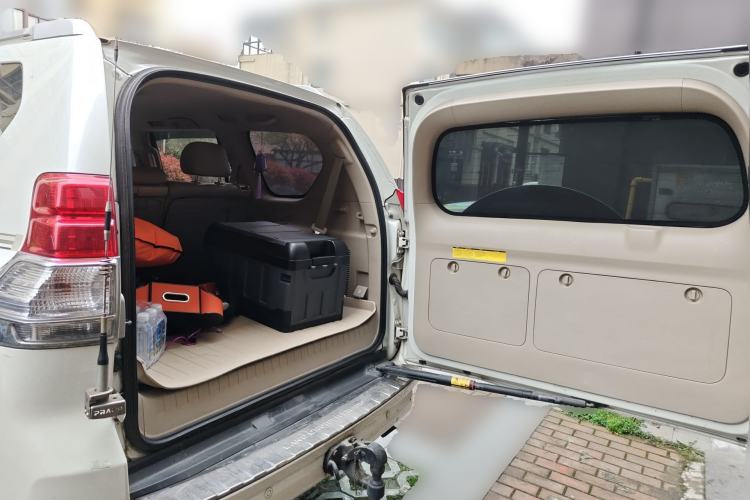 Used Toyota Land Cruiser 
