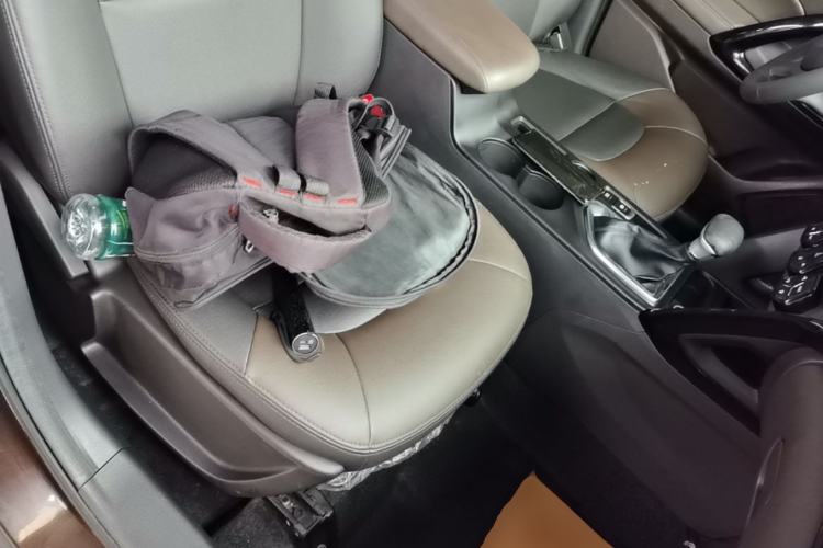 Used GAC Trumpchi GS4 2017 235T Automatic Two-Wheel Drive Elite Edition Right Front Seat