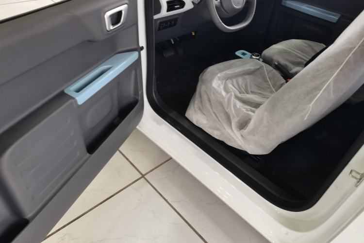 Used Geely Galaxy Panda 2024 Panda Mini 200km Endurance Bear
