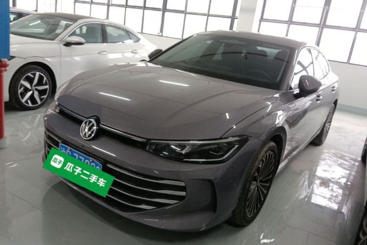 Used Volkswagen Passat 2025 Pro 380TSI Dragon Supreme Edition
