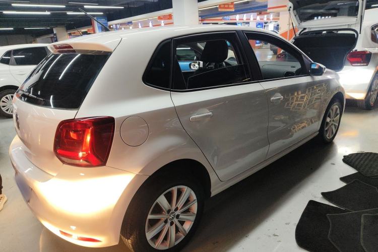 Used Volkswagen Polo 2014 1.6L Automatic Comfort Edition