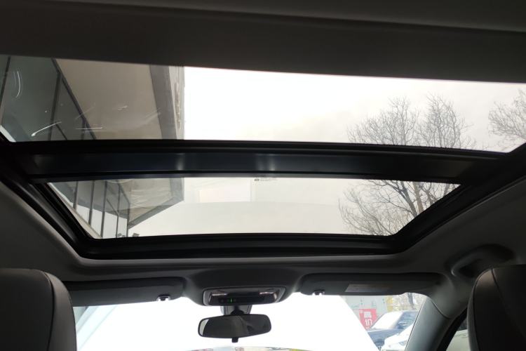 Used Chevrolet Malibu XL 2022 535T Automatic Sport Edition Headliner