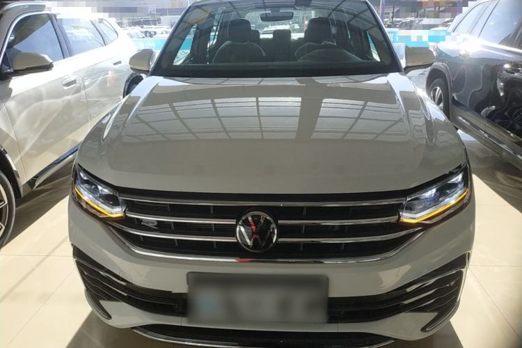 Used Volkswagen Tiguan L 2024 Outstanding Model 330TSI Automatic Two-Wheel Drive R-Line Dragon Glory Edition
