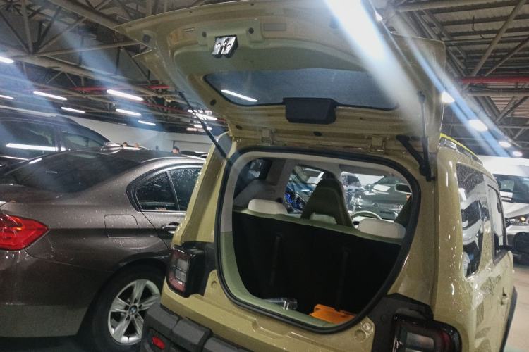 Used Geely Galaxy Panda 2025 210km Panda Rider Trunk