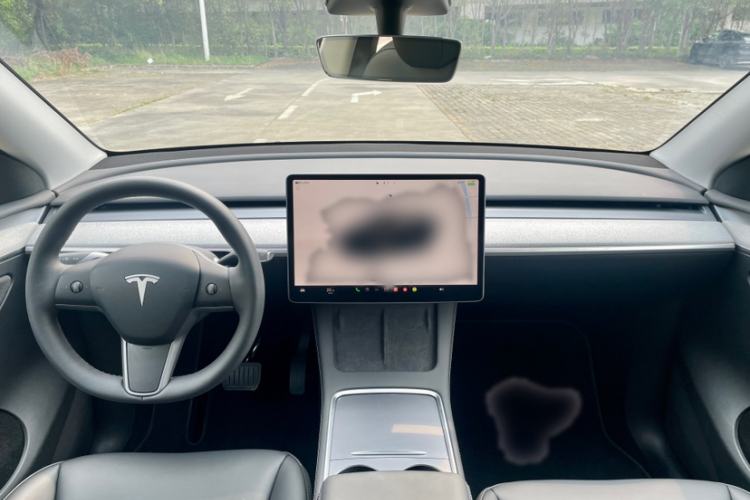 Used Tesla Model Y 2023 Rear-Wheel-Drive Version