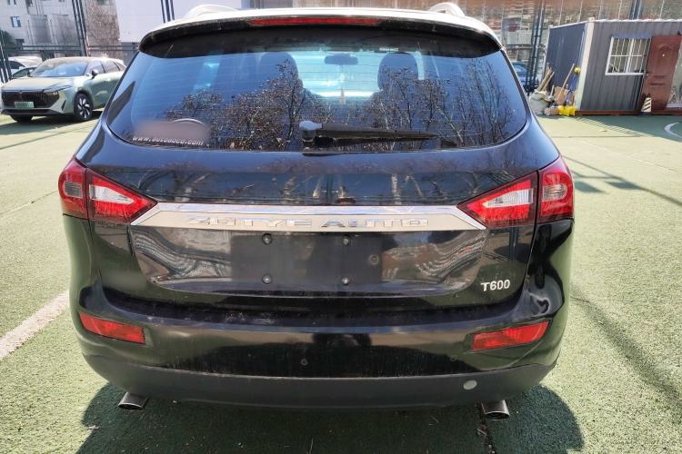 Used Zotye T600 2015 1.5T Manual Luxury Model
