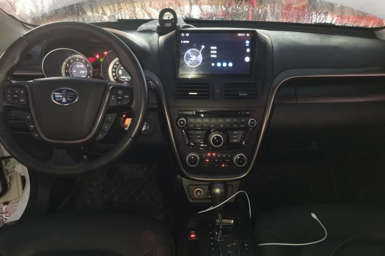 Used Bestune X80 2015 1.8T Automatic Luxury Model
