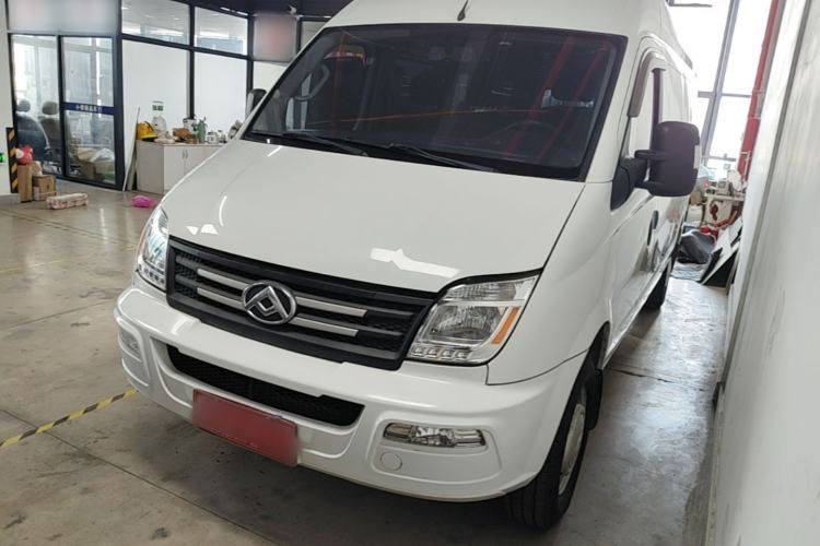 Used SAIC MAXUS Xintu V80 2023 2.0T Manual Classic Aoyuntong Long Wheelbase Mid-Height 6/7/8/9-Seater