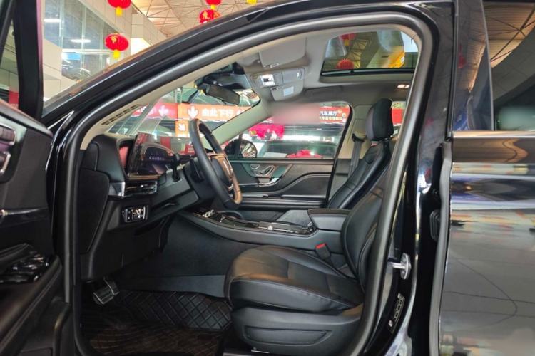 Used Lincoln Corsair 2024 2.0T Two-Wheel Drive Deluxe Edition