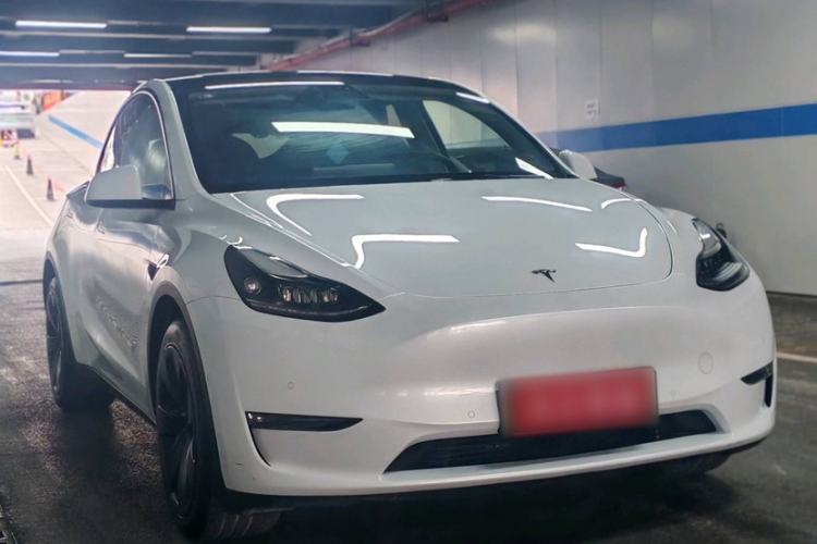 Used Tesla Model Y 2022 Long-Range All-Wheel-Drive Version
