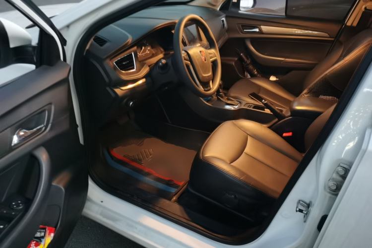 Used Roewe 360 2016 1.5L Automatic Smart Screen Version Driver Seat