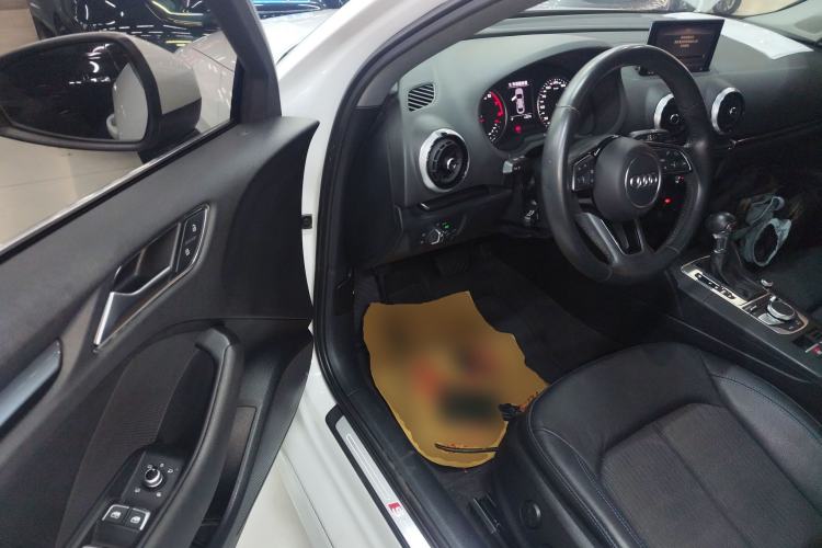 Used Audi A3 2020 Limousine 35 TFSI Fashion Edition China VI Emission Standard