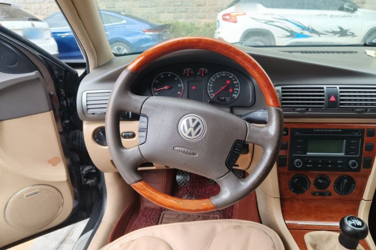 Used Volkswagen Passat 2007 1.8T Manual Luxury Model Steering Wheel