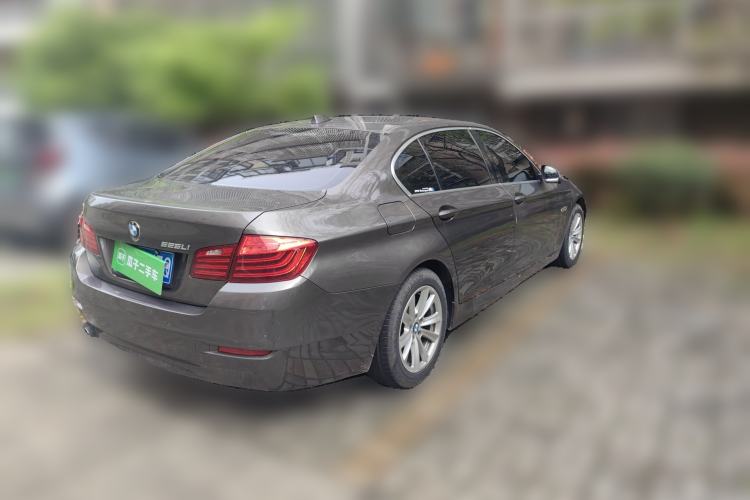 Used BMW 5 Series 2013 520Li Elegant Edition Rear Right 45 Deg