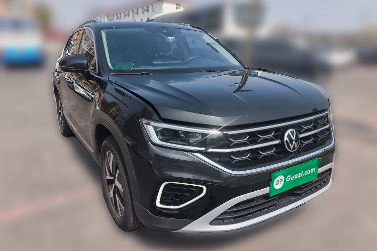 Used Volkswagen Tayron 2024 330TSI Two-Wheel Drive Luxury Plus Advanced Version Front Right 45 Deg