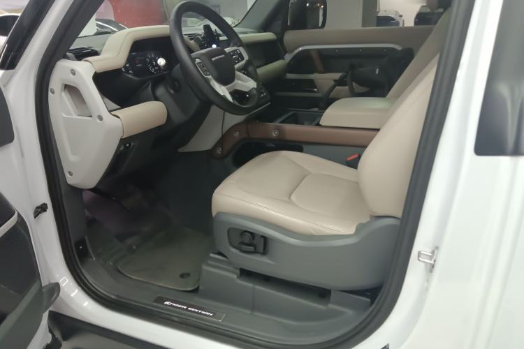 Used Land Rover Defender 2022 90 2.0T P300 Tiger-Power Ambition Edition
