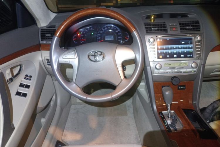 Used Toyota Camry 2013 200G Classic Luxury Edition
