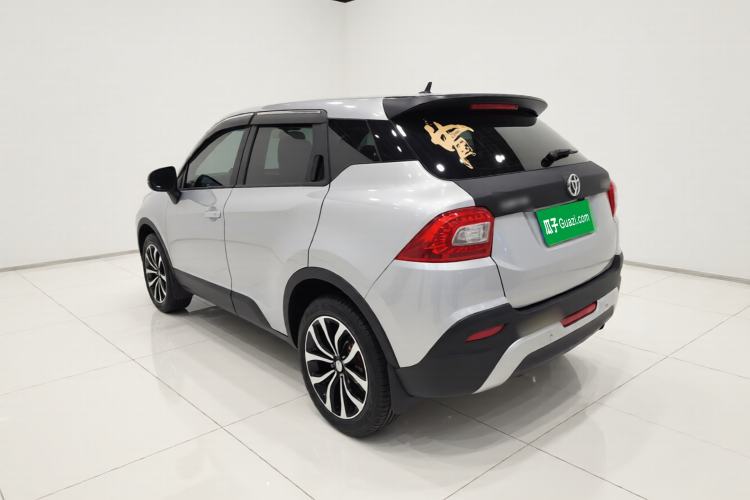 Used Brilliance V3 2015 1.5T Manual Urban Model Exterior 3