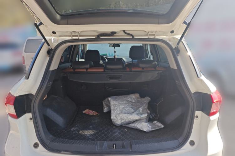 Used GAC Trumpchi GS4 2015 200T Manual Luxury Edition Trunk