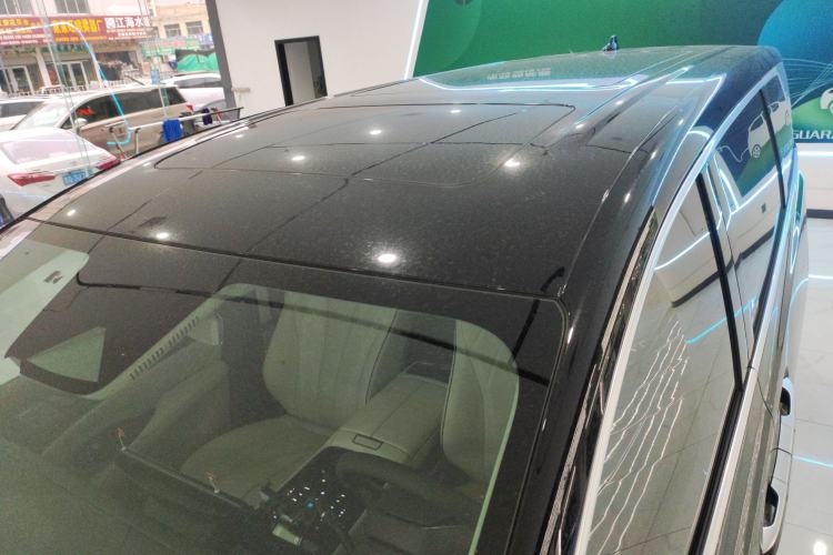 Used Denza D9 2024 DM-i 1050 Luxury Model Roof