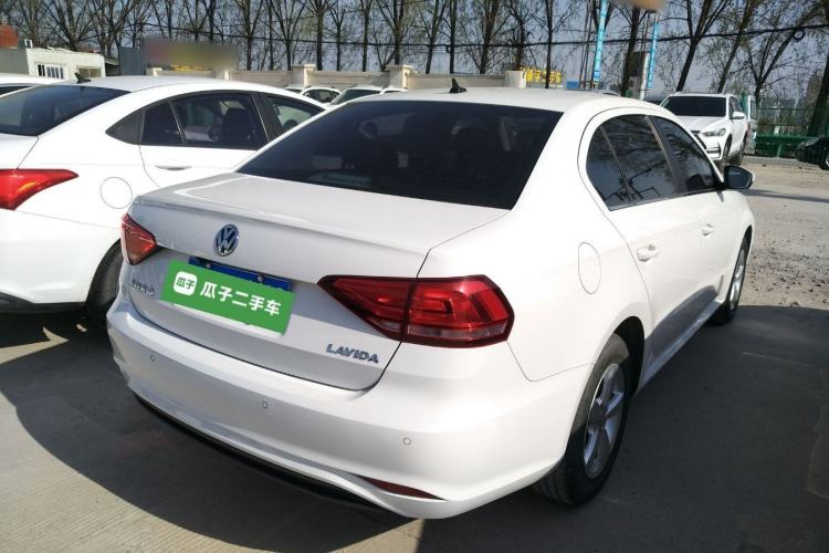 Used Volkswagen Lavida 2019 Lavida Start 1.5L Manual Fashion Edition China VI Standard Rear Right 45 Deg
