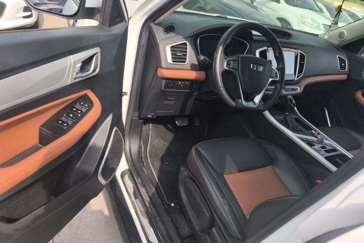 Used Geely Auto Vision X6 2018 1.4T CVT 4G Connected Luxury Version