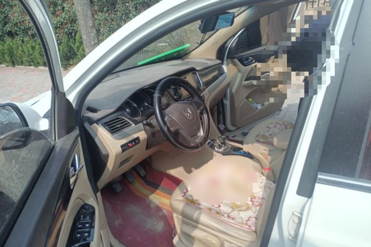 Used Baojun 730 2016 1.5L Manual Comfort Version 7 Seats China V Emission Standard
